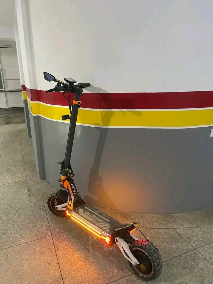 Trottinette électrique tout terrain