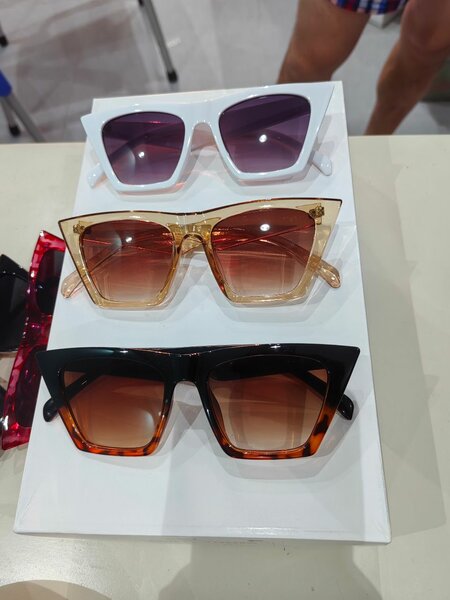 时尚彩色方框太阳镜套装