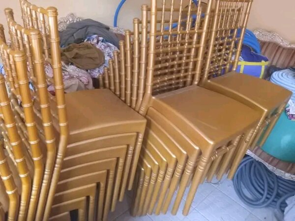 Chaises de réception élégantes