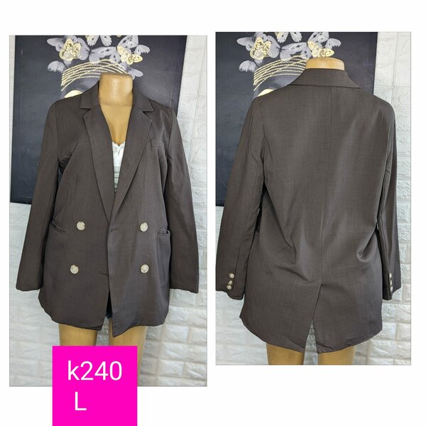 Beautiful and stylish women's jacket brown