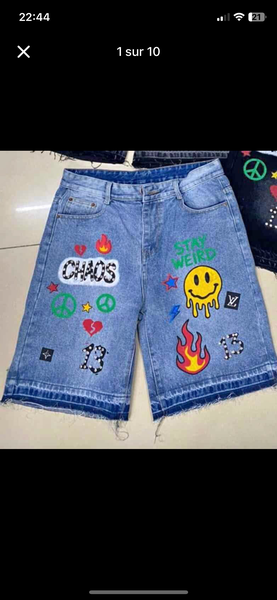 Shorts en jean graffiti