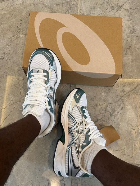 Baskets blanches Asics stylées