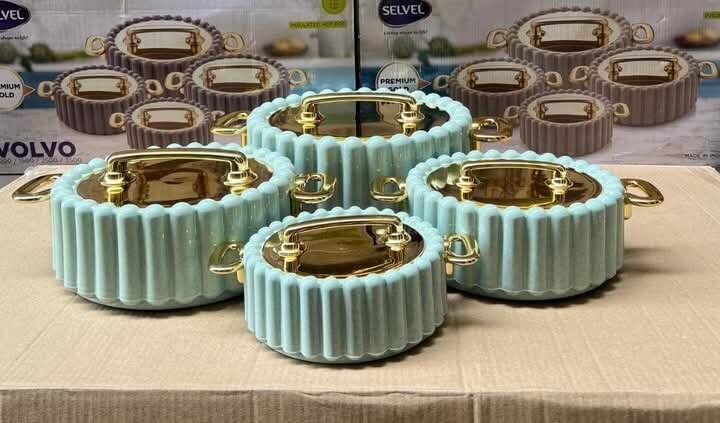 Ensemble de casseroles en céramique