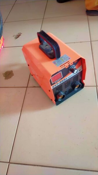 Welding machine