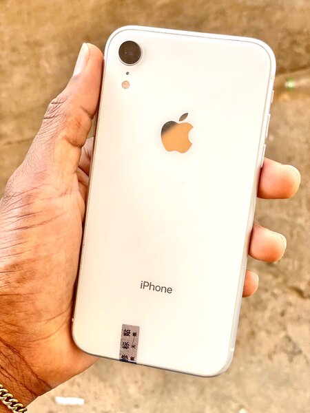 iPhone XR
