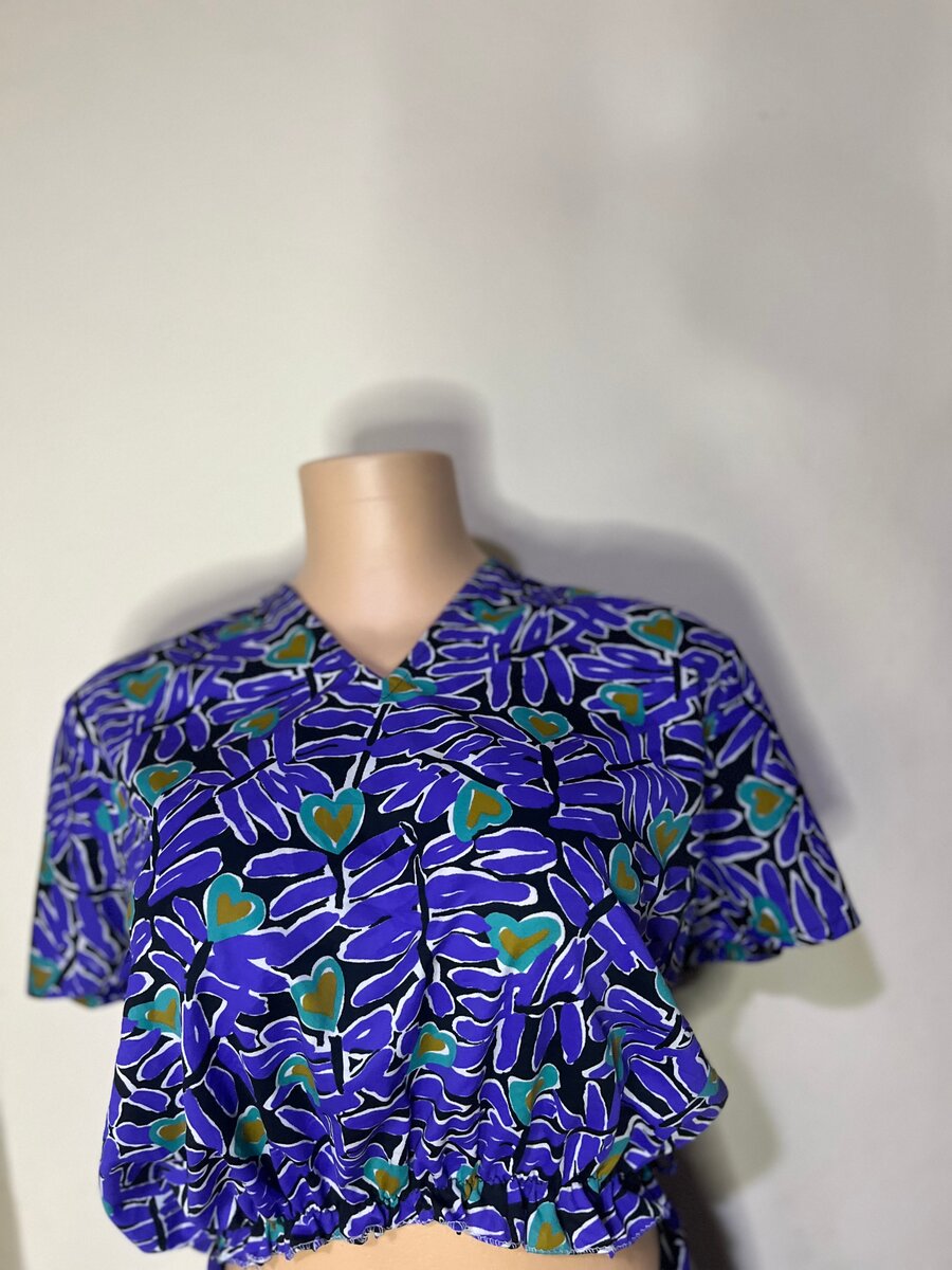 Ensemble coloré top et jupe