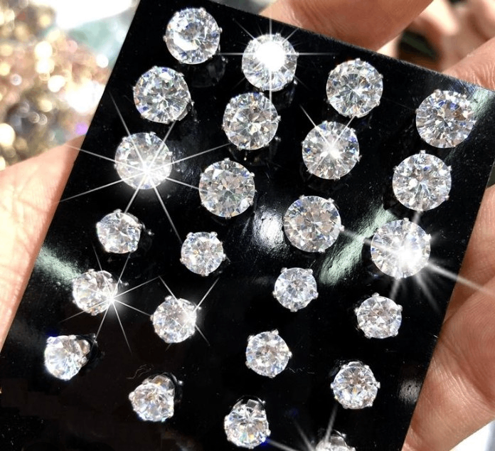 Boucles d'oreilles magnétiques brillantes