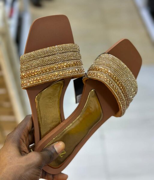 Ladies cute slippers