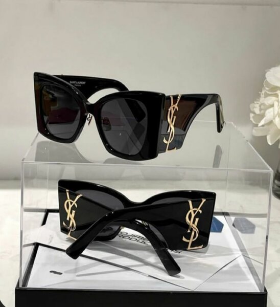 Lunettes de soleil élégantes