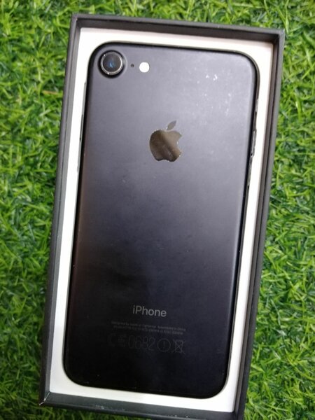 iPhone 7 32 Gb