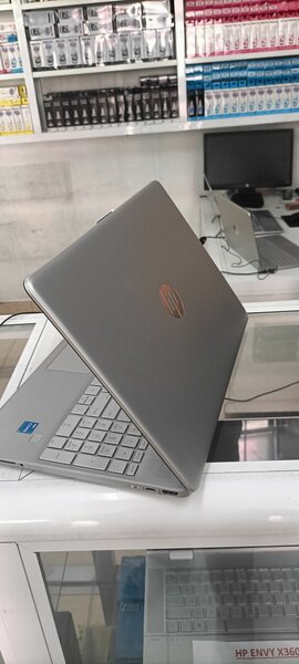 Ordinateur portable HP 15