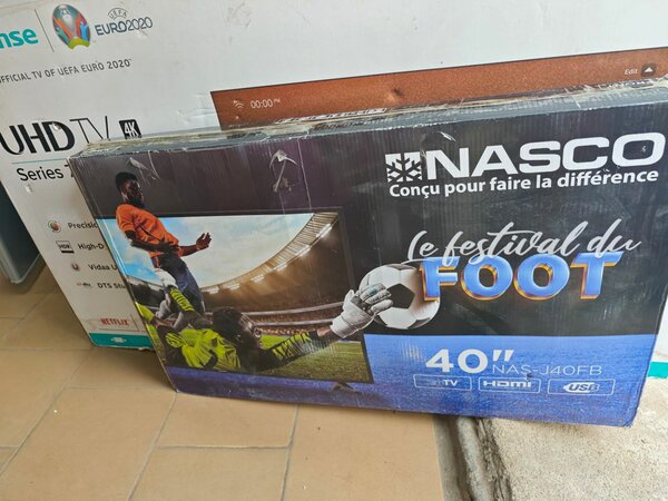 TV nasco 40 pouce avec décodeur intégré