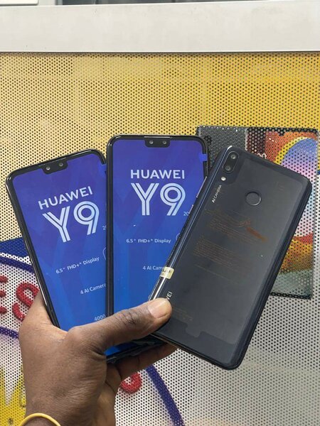 Huawei Y9 Smartphone
