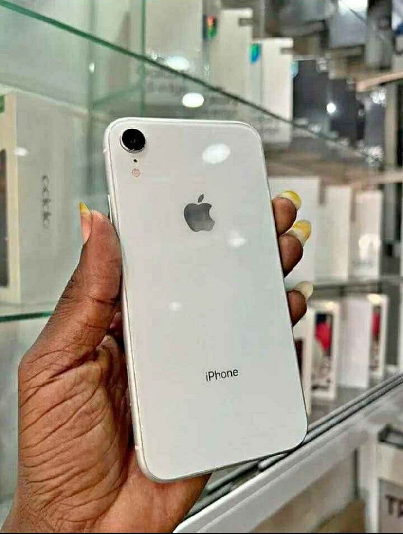 iPhone XR Blanc 64GB