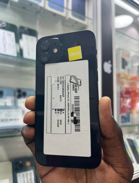 iPhone 12 64GB Noir
