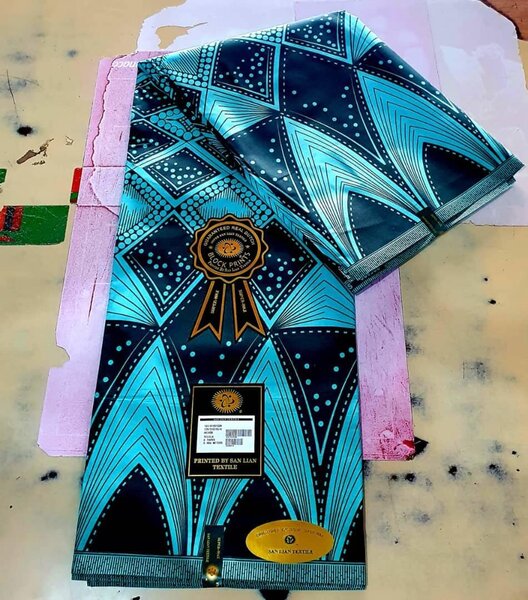 Polyester fabric with print