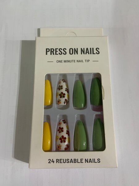 Faux ongles vernis permanent