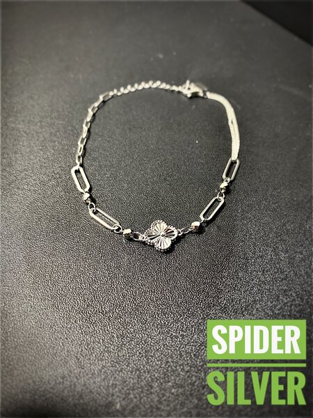 Серебряный браслет в стиле Van Cleef