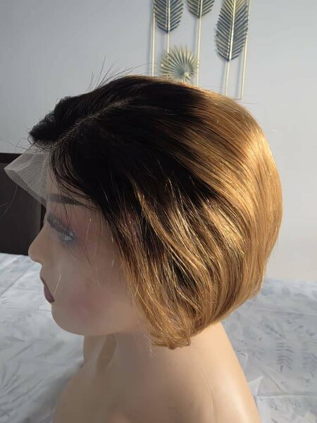 Perruque courte pour femme