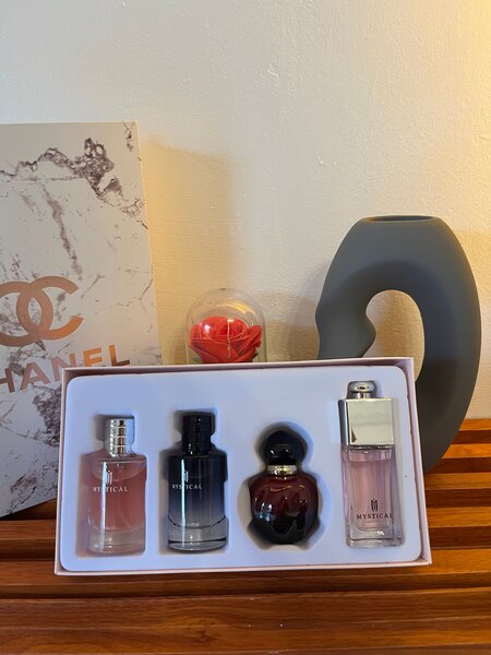 Mini parfums MYSTICAL 4 pièces