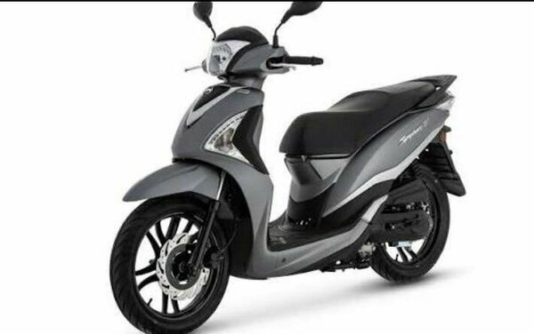 Scooter urbain élégant