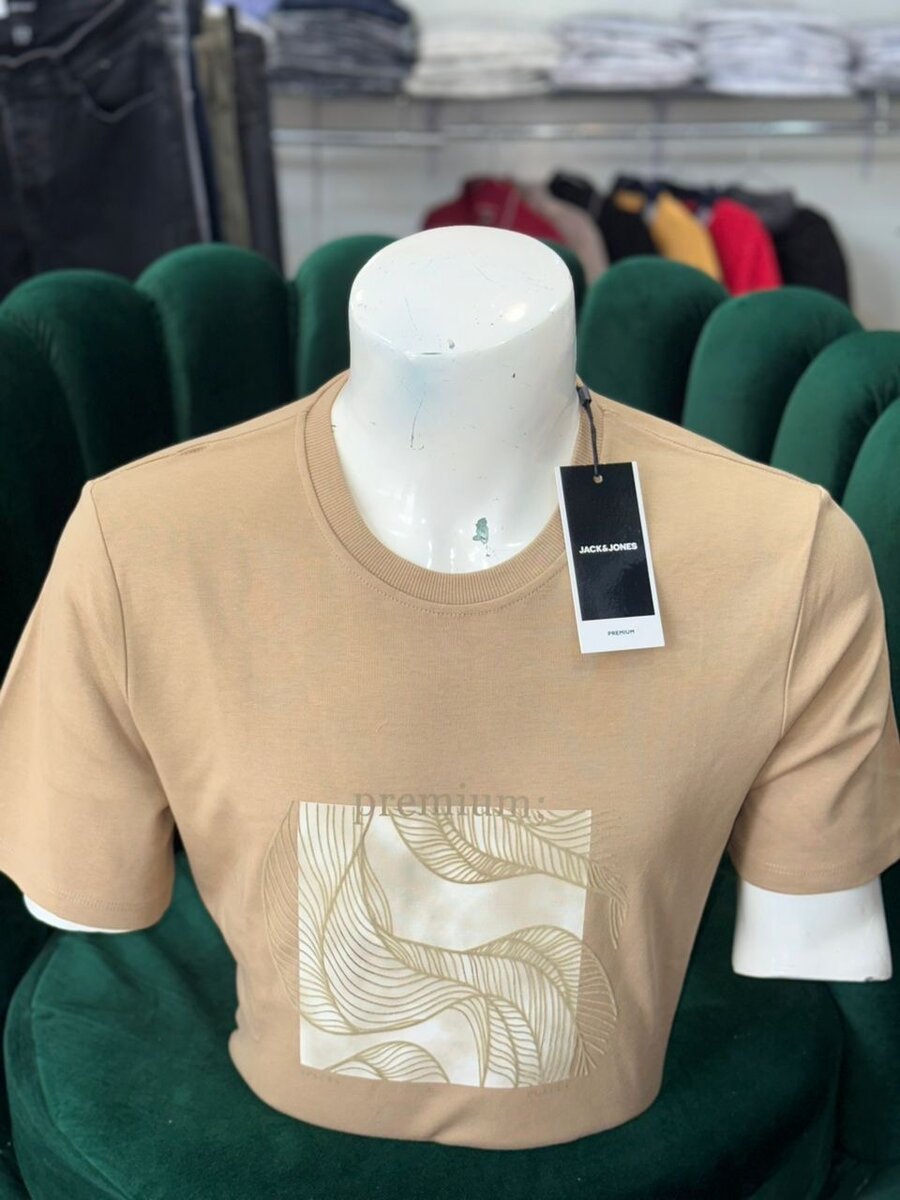 T-shirt homme imprimé moderne