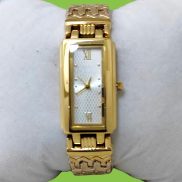 Montre Bracelet Doré Élégante