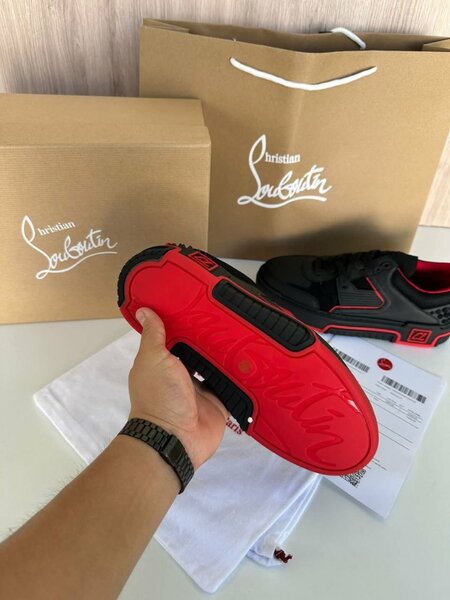 Sneakers élégantes luxe homme