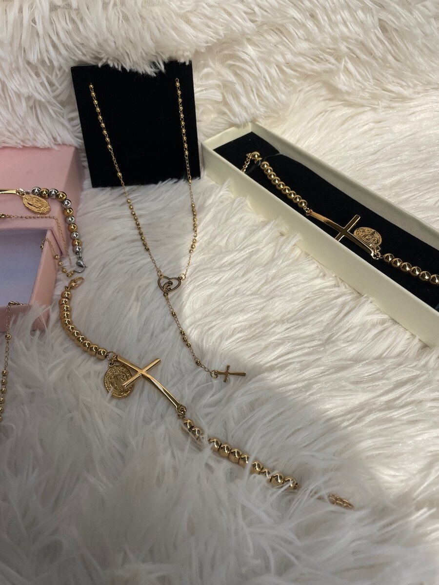 Bracelet en Médaille de la vierge marie️️