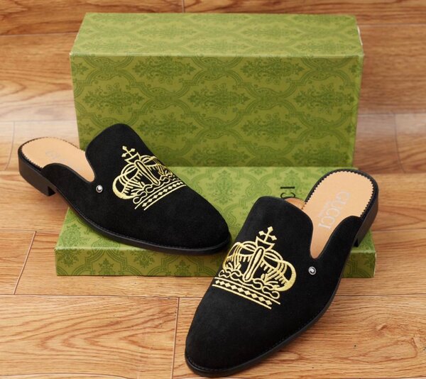 SANDALE BABOUCHE en Cuir