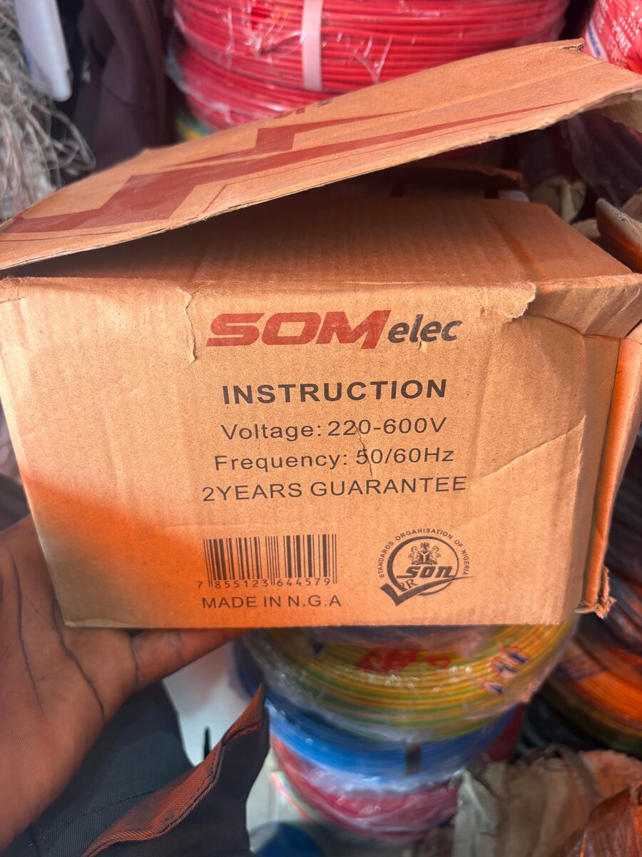 Inverseur manuel 220V triphasé