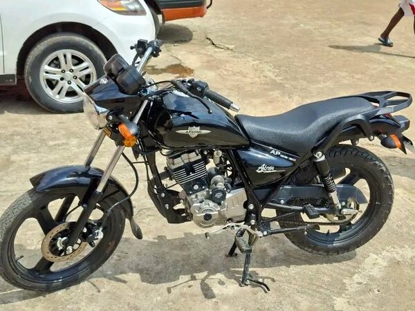 Moto Apsonic AP élégante