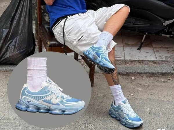 Baskets New Balance 2000