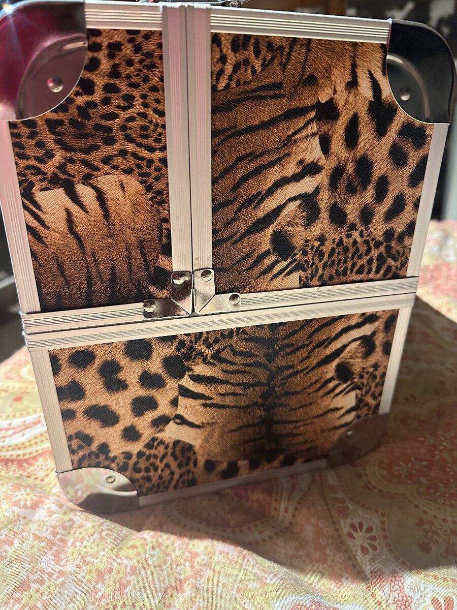 Large makeup vaniety