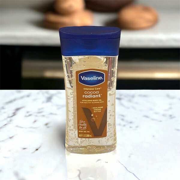 Vaseline Cocoa Radiant Vitalizing Body Oil