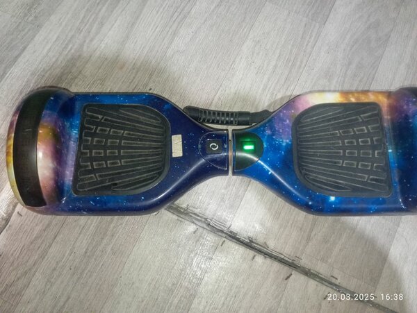 продаю гироскутер со встроенной колонкой без зарядки за 3500