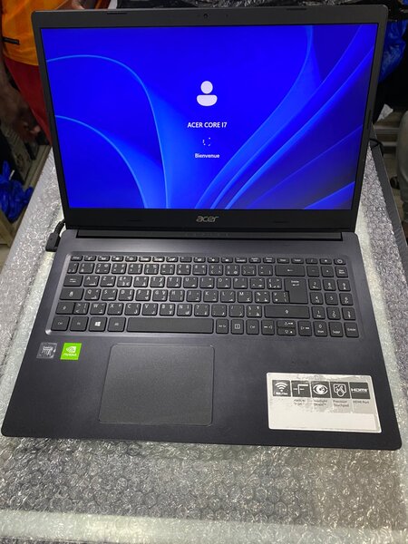Acer Laptop Core i7 Puissant