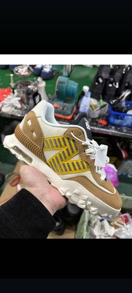 Chaussures de sport tendance