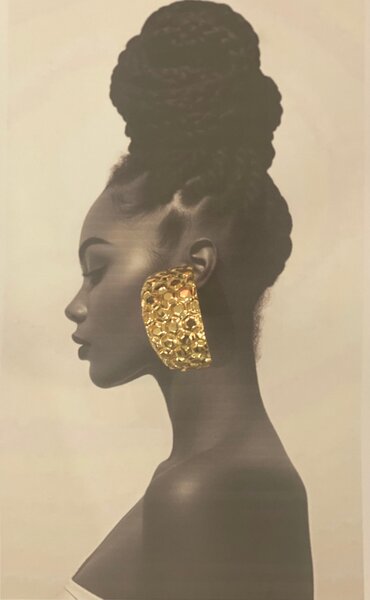 Boucles d'oreilles dorées élégantes