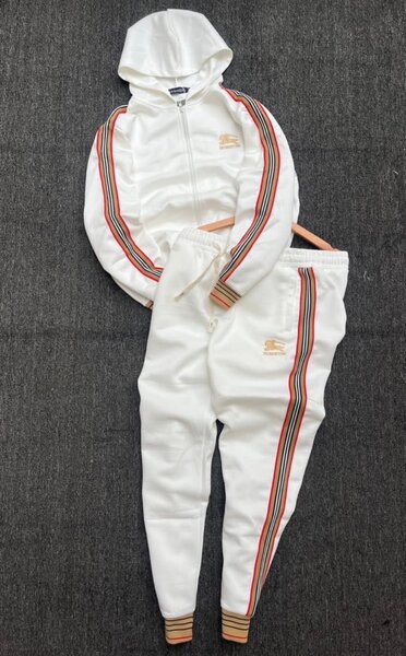 Ensemble survêtement à capuche