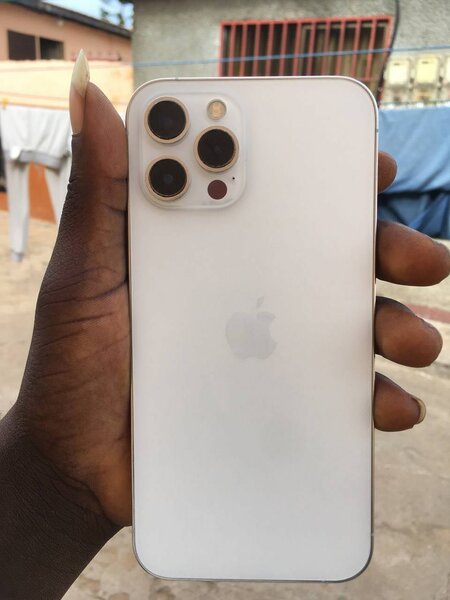 iPhone 12 Pro Max 128 gig