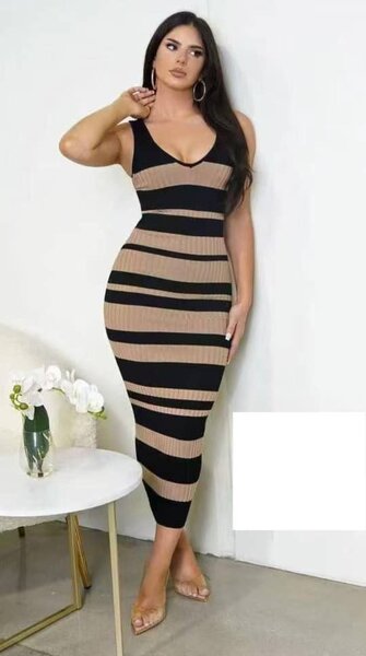 Robe moulante rayée chic