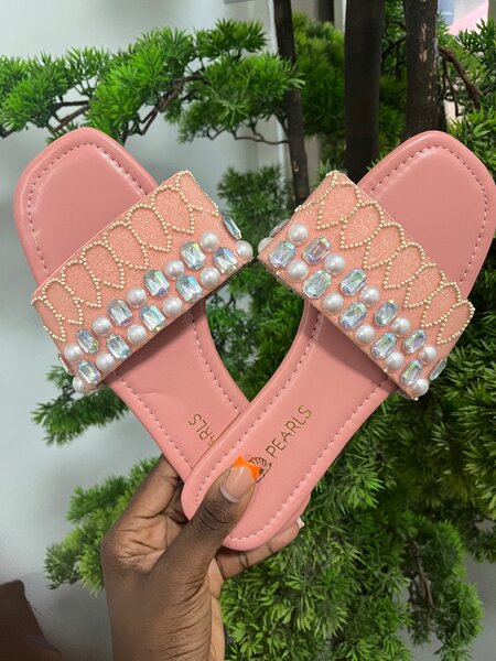 Women Slippers/flip flops