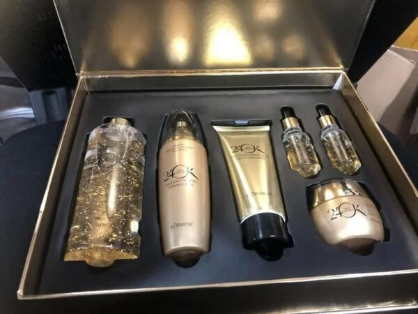 Essence d'or 24K en gros, ensembles d'hydratation exquis, am
