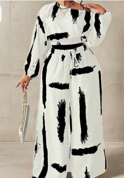 Ensemble Femme Art Moderne