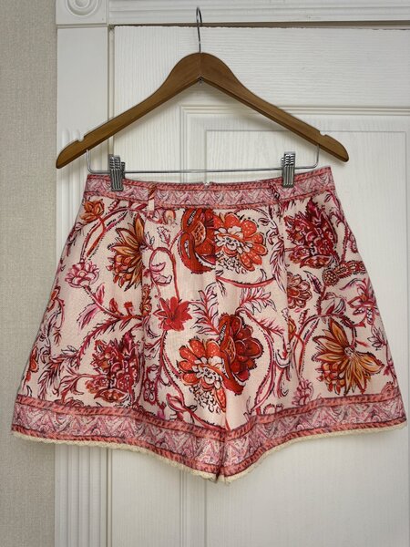 Шорты и рубашка