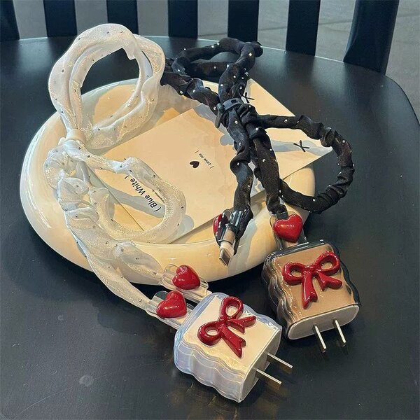 Câbles de recharge décorés mignons