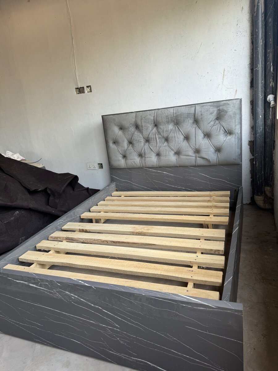 Double bed frame