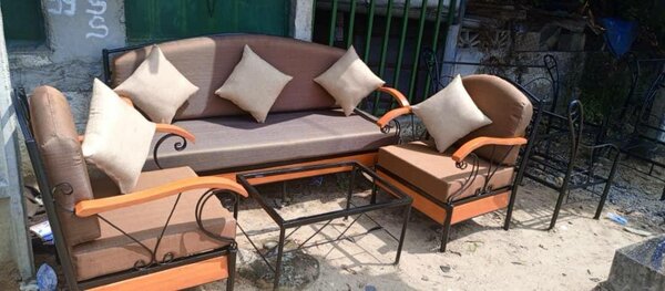 Fauteuil métallique