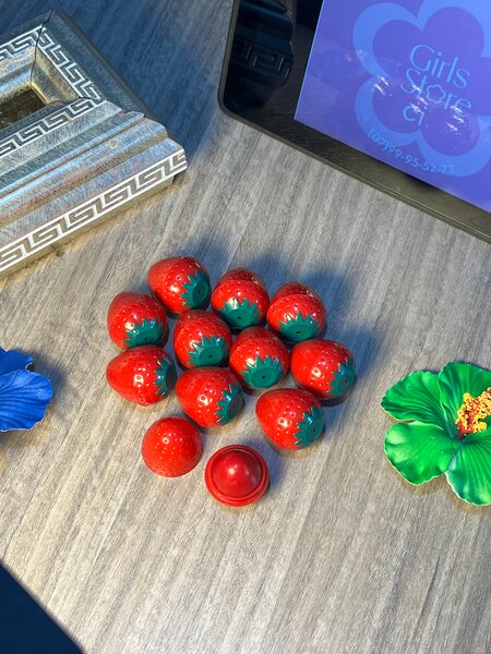 Baume en forme de fraise